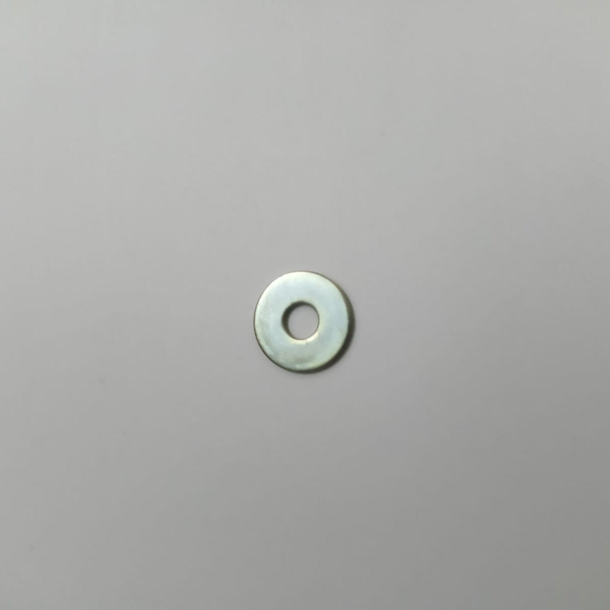 4 mm ID × 10 mm OD washer (pack of 30)